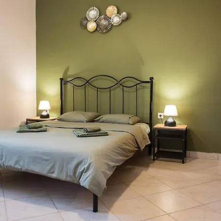 Niochori Heritage: The Pianist