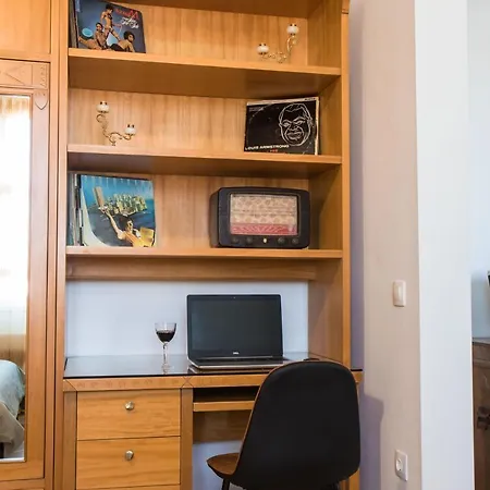 דירה Niochori Heritage: The Pianist *